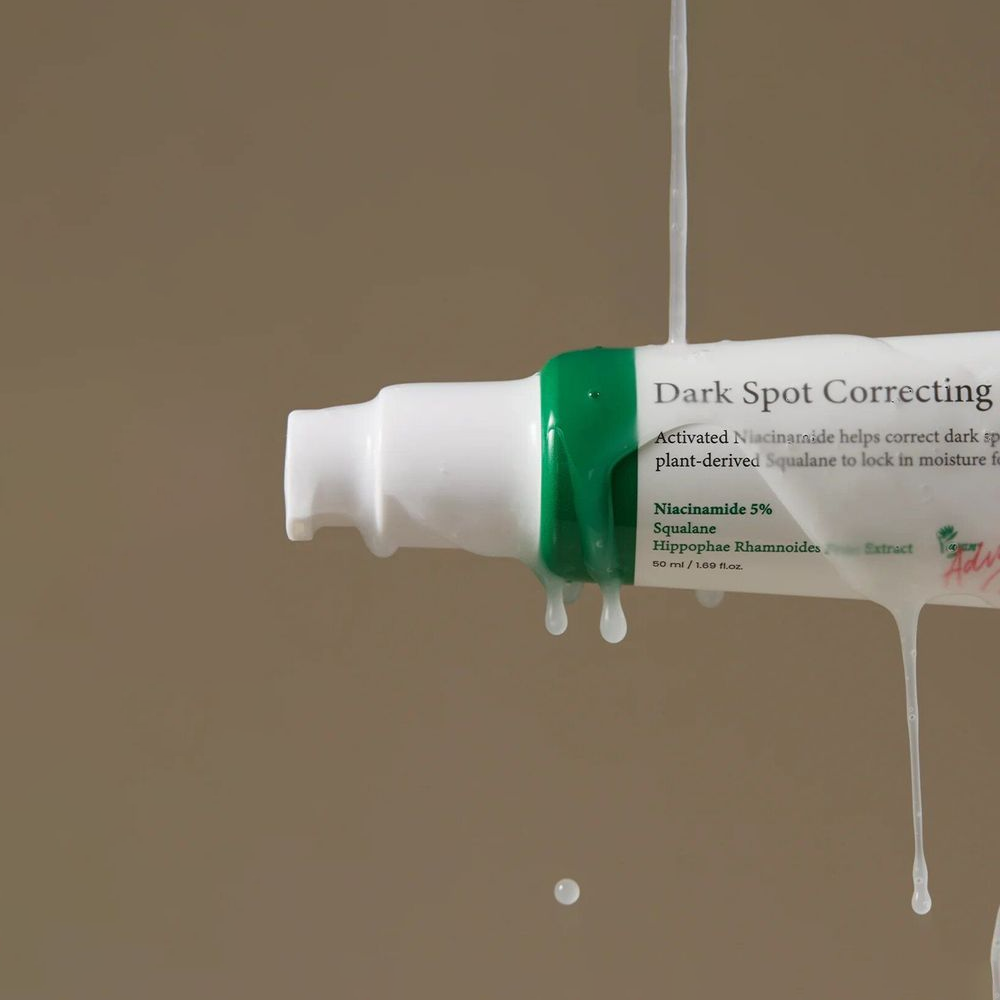 AXIS-Y Dark Spot Correcting Glow Serum Texture Close-Up
